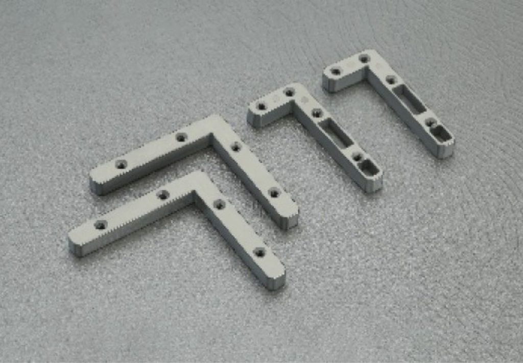 Tiva profile shutters L connector